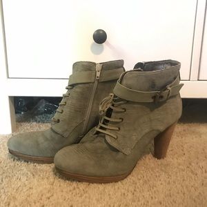 Green ankle combat heels with wood heel